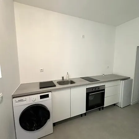 T2 Renove Avec Terrasse En Hyper Centre De Apartamento